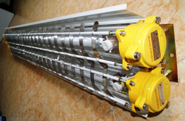 Đèn-chống-nổ-Warom-HRY52