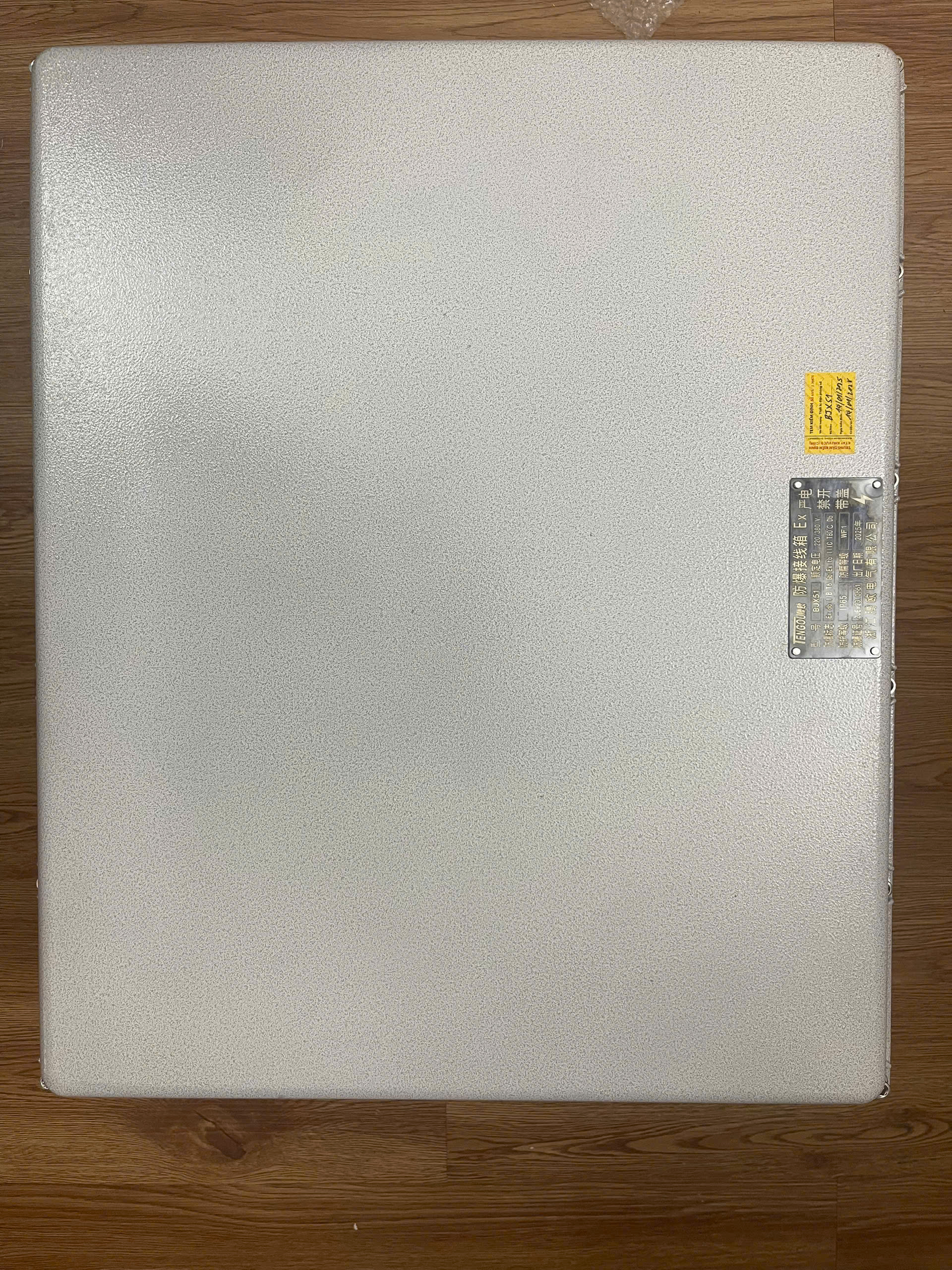 TỦ ĐIỆN CHỐNG CHÁY NỔ BJX51 600x500x200MM