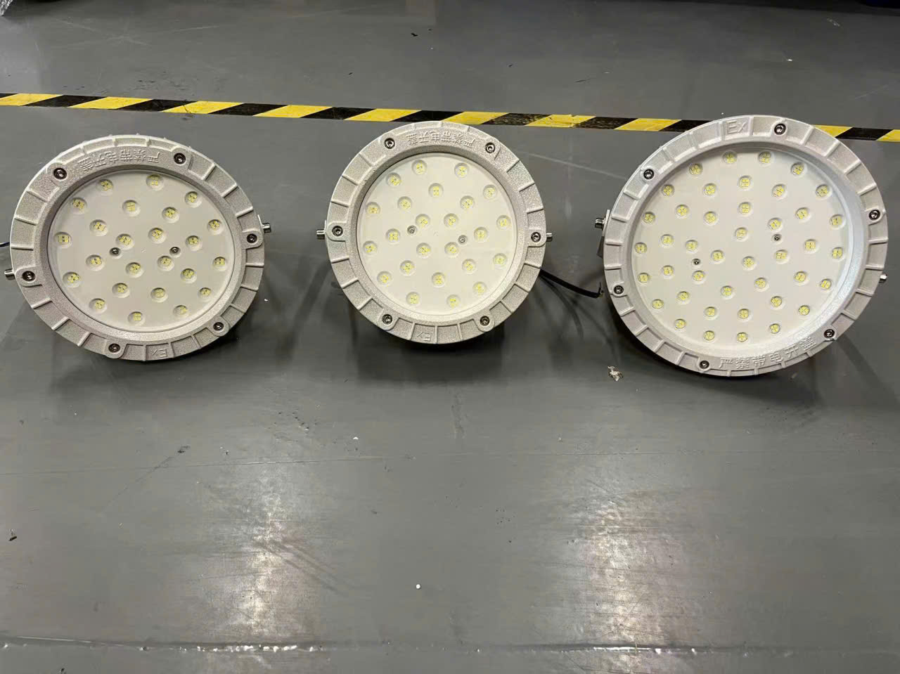 ĐÈN LED NHÀ XƯỞNG CHỐNG CHÁY NỔ BAT95G